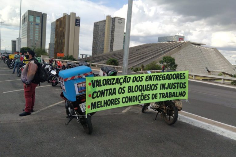 Entregadores de comida do DF prometem paralisar nesta quarta-feira (01)