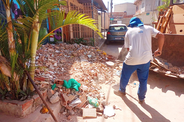 GDF Presente recolhe 16 toneladas de lixo na Cidade Estrutural