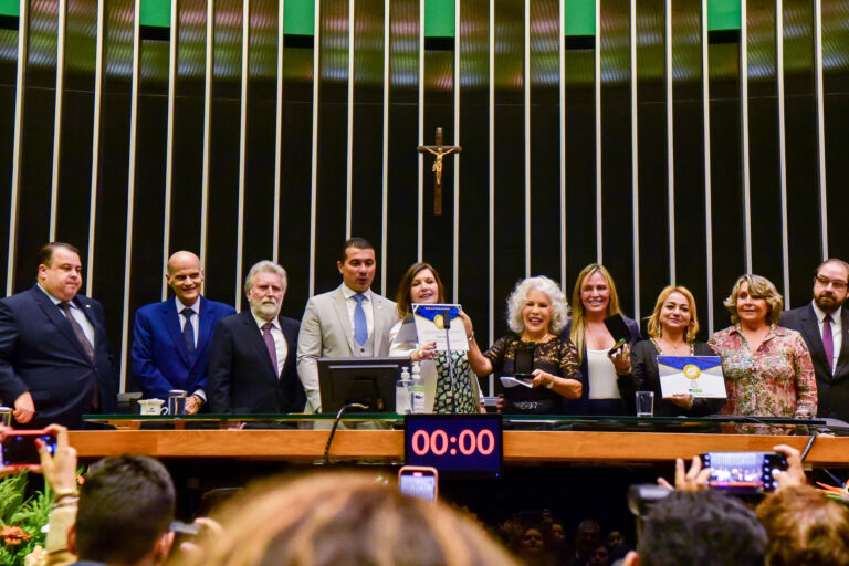 Solenidade na Câmara dos Deputados celebra os 62 anos de Brasília