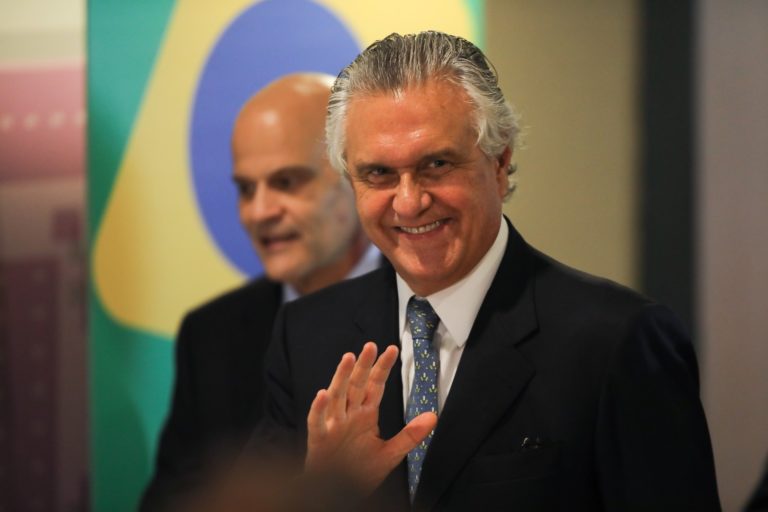 Governador do Goiás desautoriza postagem feita pelo candidato Paulo Octávio nas redes sociais