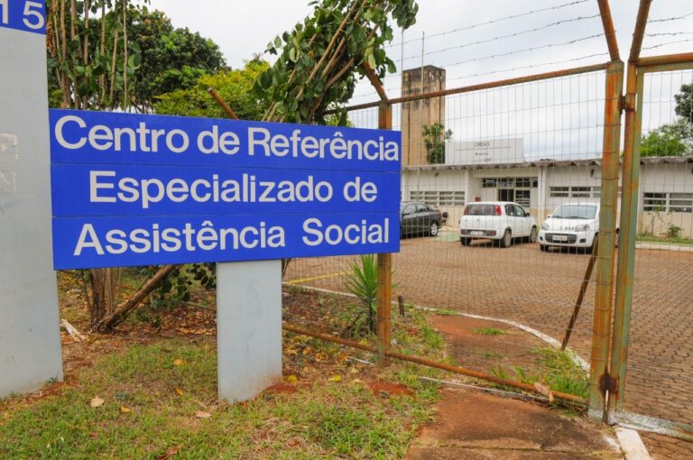 Mensalmente o Creas intermedia cerca de 20 pedidos de retificação de gênero