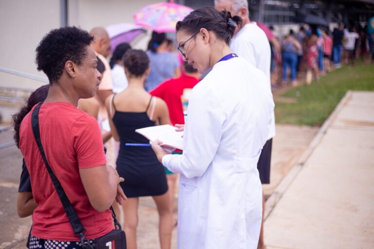 No sábado, haverá vacinação disponível para todas as faixas etárias