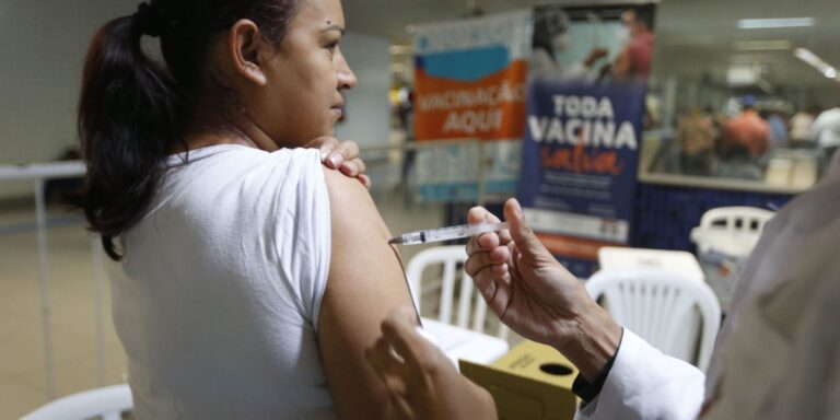 São Paulo amplia vacinação contra gripe para quem tem mais de 6 meses