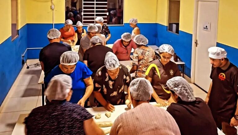 Aulas gratuitas de culinária para os moradores da Estrutural