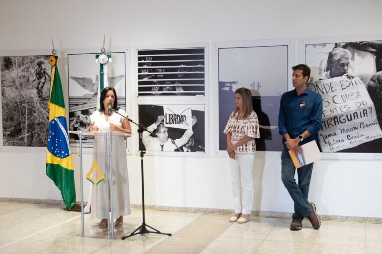 Exposição fotográfica na Câmara Legislativa relembra os 60 anos da ditadura militar