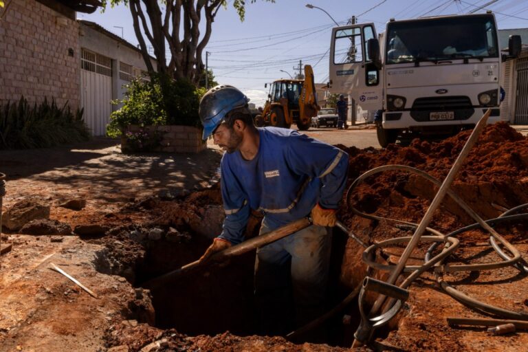 Ramais de água do DF estão sendo substituídos