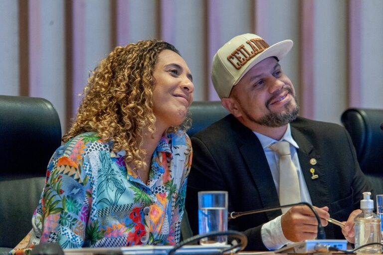 Câmara Legislativa do DF homenageia Anielle Franco