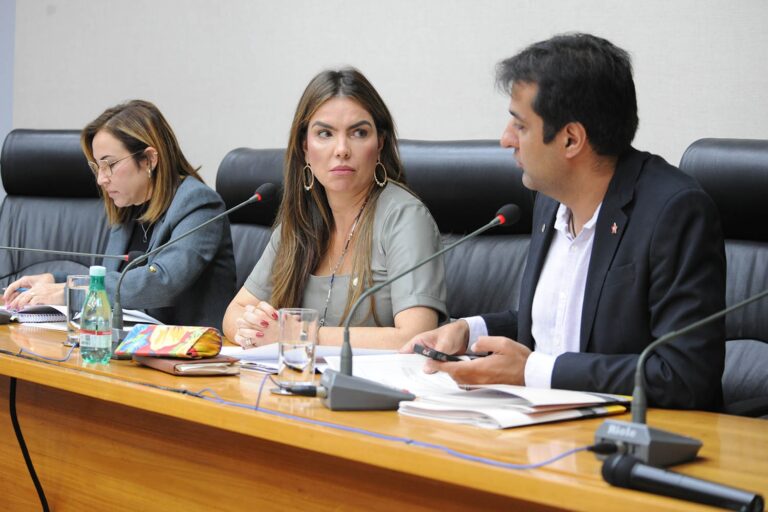 Comissão da Câmara Legislativa aprova auditoria em contrato de gestão do Iges-DF