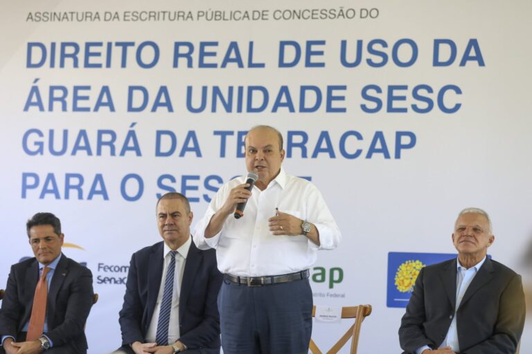 GDF entrega escritura ao Sesc do Guará, que atende 25 mil pessoas mensalmente