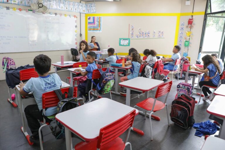 Rede pública de ensino abre inscrições para o ano letivo de 2025 nesta terça-feira (1º)