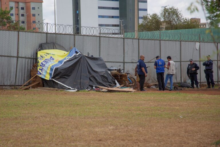 GDF realiza ação de acolhimento a pessoas em situação de rua no Gama