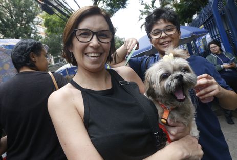 São Paulo (SP), 10/11/2024 - Claudia Cristina mãe de Eestudante  no segundo dia de provas do ENEM na UNIP Vergueiro em São Paulo. Foto: Paulo Pinto/Agência Brasil