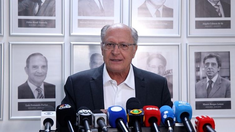 O presidente em exercício e ministro do Desenvolvimento, Indústria, Comércio e Serviços (MDIC), Geraldo Alckmin, anunciou nesta sexta-feira (28/02) a segunda fase do programa Depreciação Acelerada