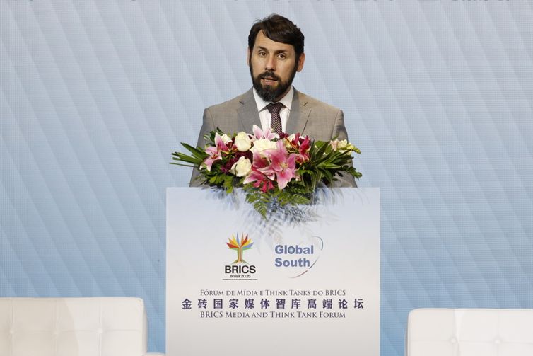 Rio de Janeiro (RJ), 16/07/2025 – O diretor-geral da Empresa Brasil de Comunicação (EBC), Bráulio Ribeiro, no Fórum de Mídia e Think Tanks do Brics, realizado na Barra da Tijuca. Foto: Fernando Frazão/Agência Brasil