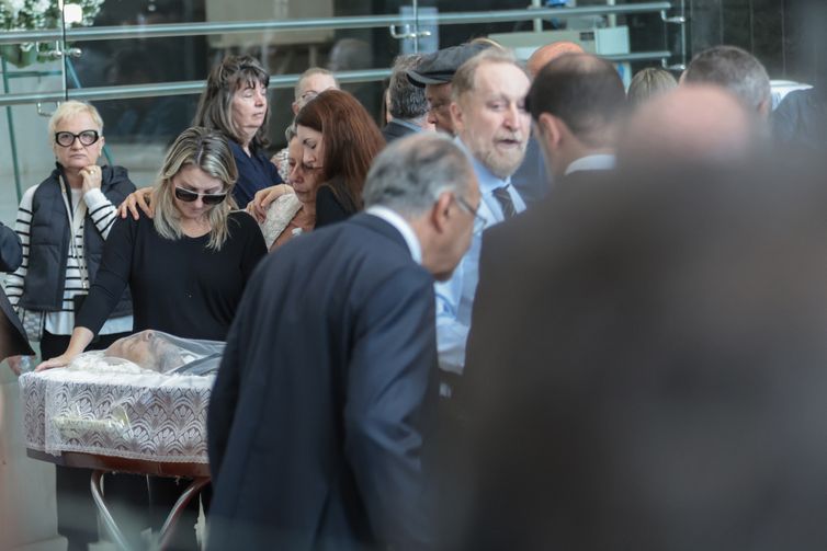 São Paulo (SP), 16/09/2025 - Corpo do ex-delegado Ruy Ferraz é velado no Hall Monumental do Palácio 9 de Julho , Assembleia Legislativa de São Paulo. 
Foto: Paulo Pinto/Agência Brasil