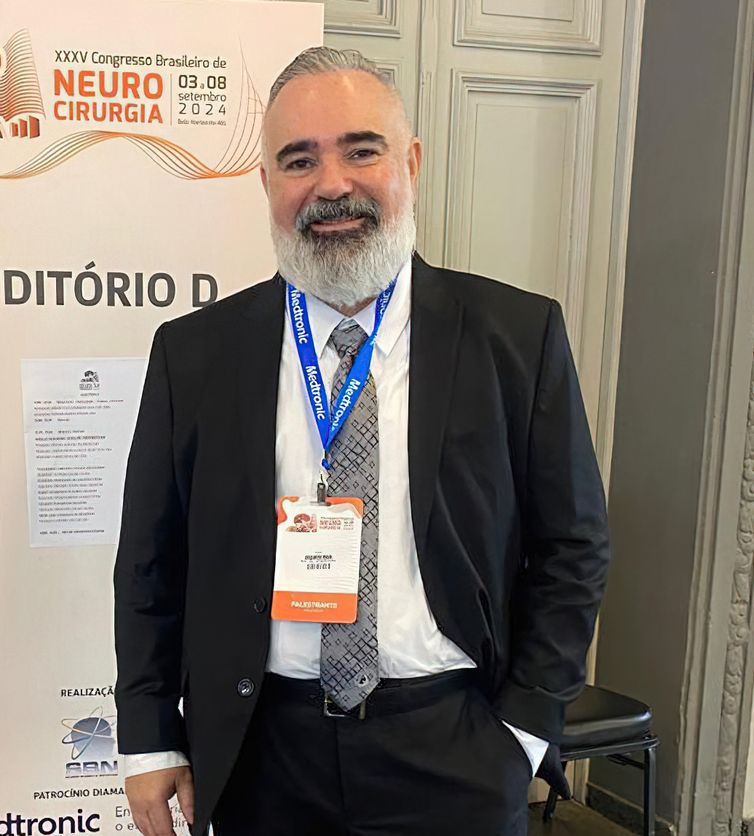 18/12/2025 - Verão mostra tendência de aumento de casos de AVC. Na foto o Dr. Orlando Maia. Foto: Dr. Orlando Maia/Arquivo Pessoal