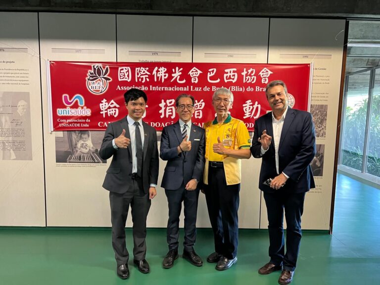 Hospital Sarah Brasília recebe doação de 100 cadeiras de rodas de associação de Taiwan